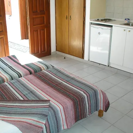 Sunstudios * Λίνδος